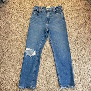 Abercrombie & Fitch‎ The Ankle Straight Ultra High Rise Curve Love size 6Short